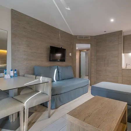 Aparthotel Leonardo Royal Mallorca Bay 4*
